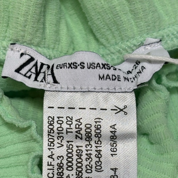 NWT Zara Light Green ribbed ruffle sleeveless crop top, size Xs/S - Picture 6 of 7